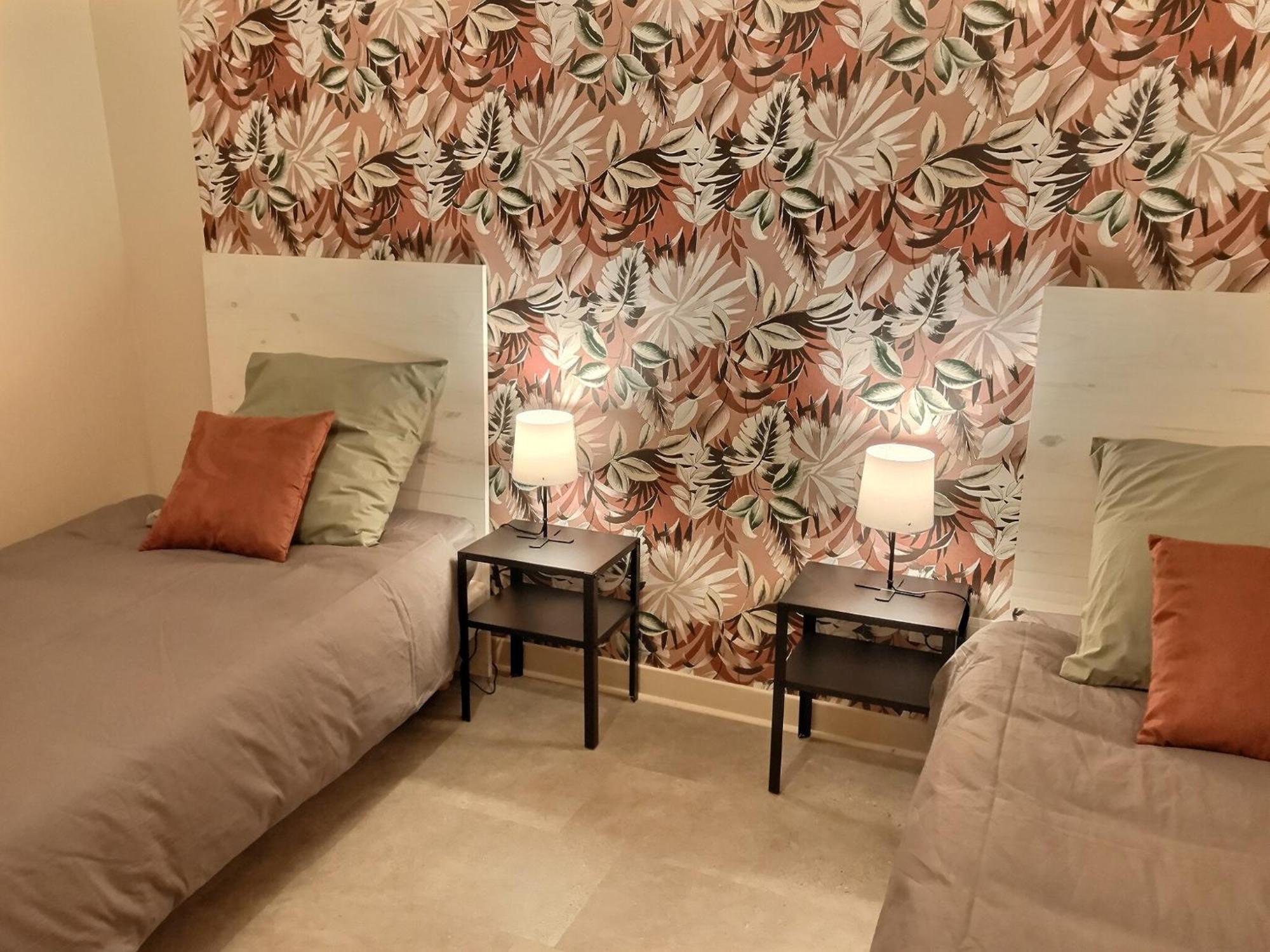 Myzenplace - Duplex 100M2 Cosy, Atypique, Situation Ideale, Parking Montelimar Bagian luar foto